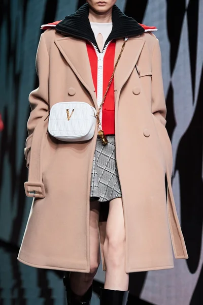 Look 72